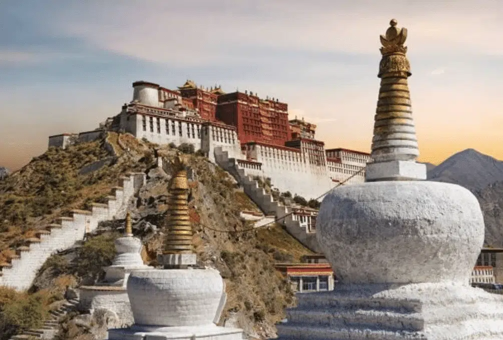 Grande Traversée de l’Himalaya : Tibet Népal Bhoutan – Image 5